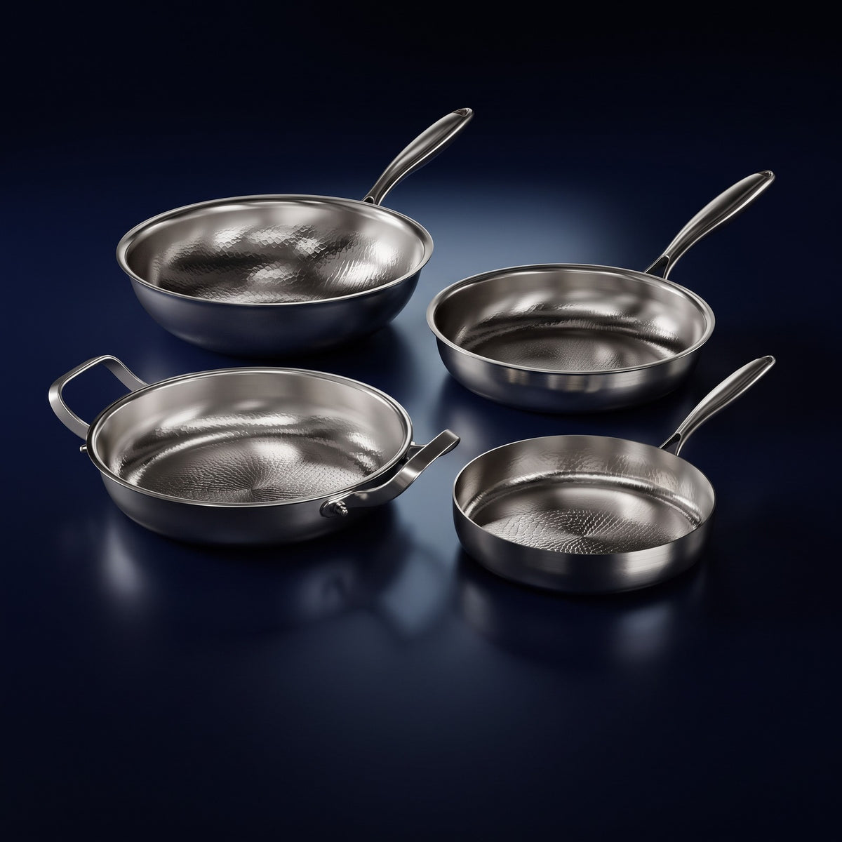 Hatori Kōmyō 光明 Series – Family Set, 4 Pans and Utensils