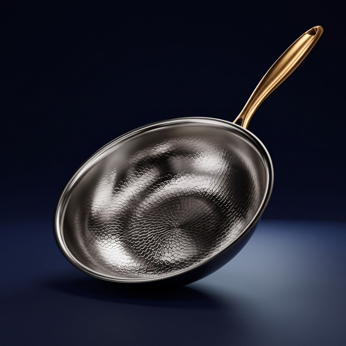 Hatori Kōmyō 光明 Kin 金 Edition – Hammered Titanium Wok