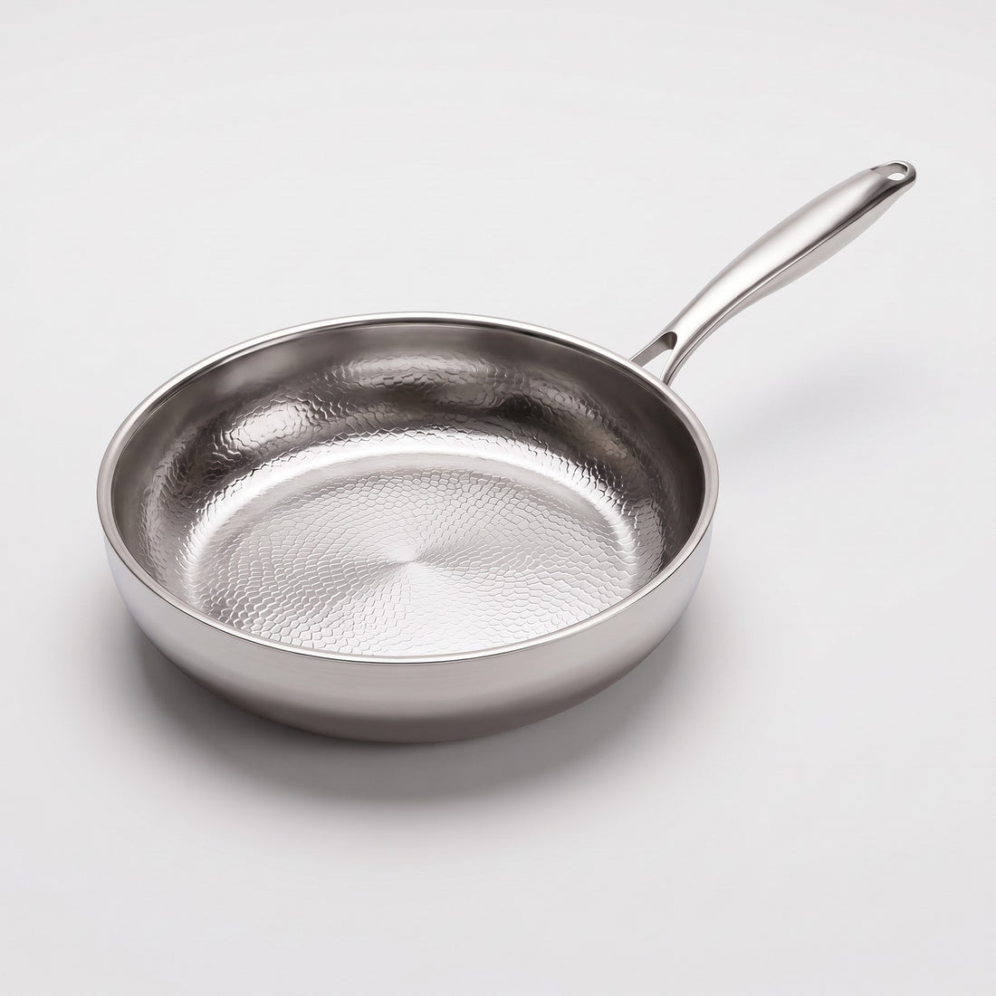 Hatori Kōmyō 光明 Series – Hammered Titanium Sauté Pan, on light grey