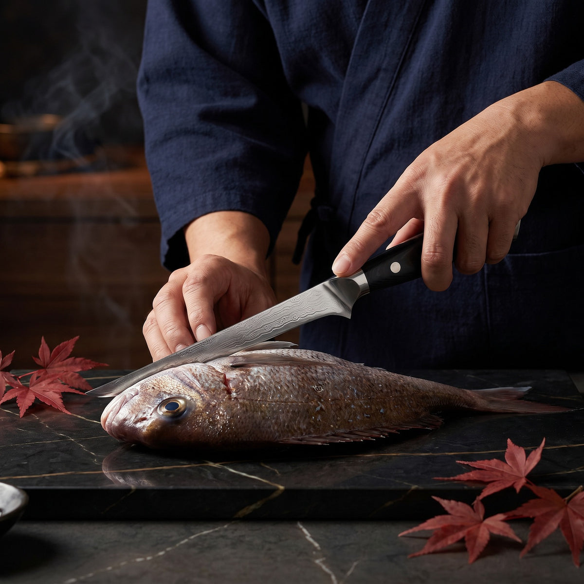 Hatori Kokuyō 黒曜 Series – Damascus Fillet Knife 20 cm, in use