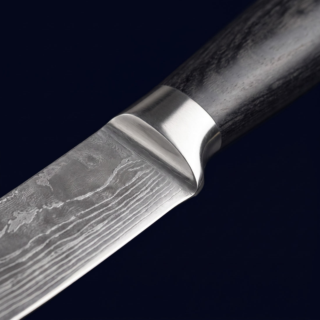 Hatori Mori 森 Series – Utility Knife 8 cm, close-up of the bolster