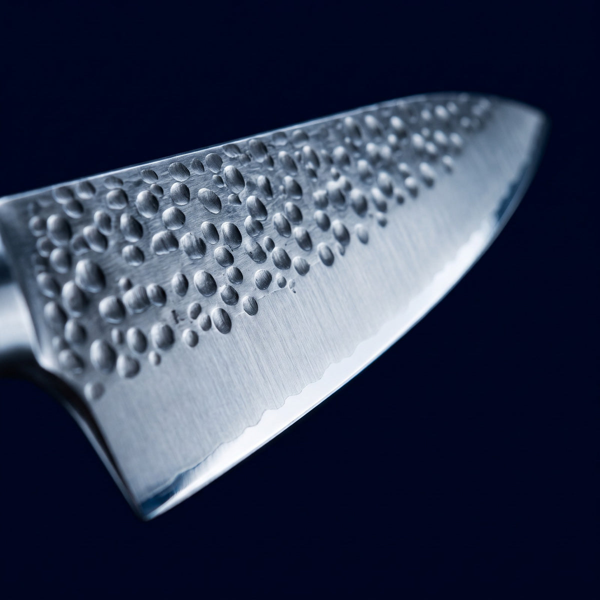 Hatori Yoru 夜 Series – Hammered Chef's Knife 20 cm, blade pattern