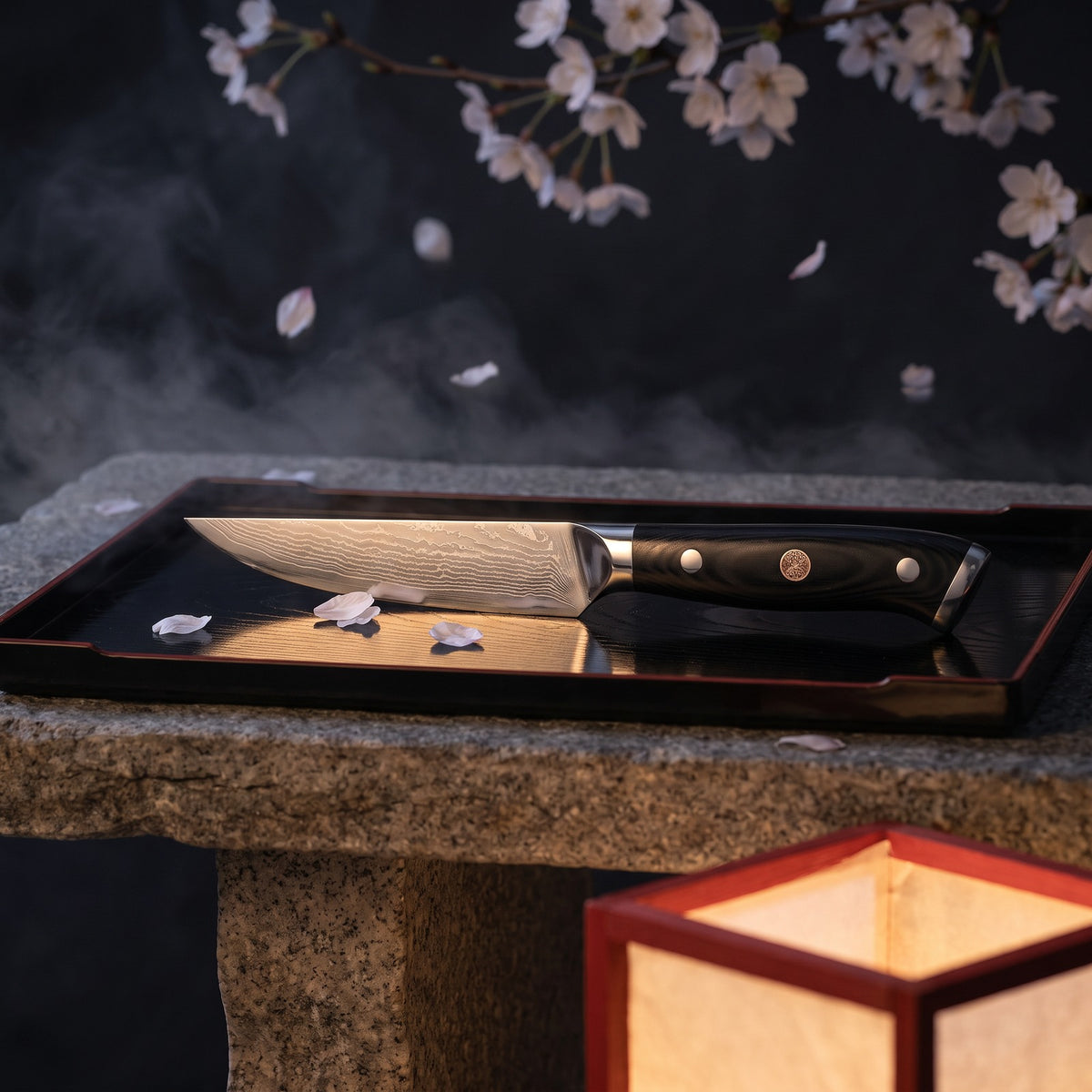 Hatori Kokuyō 黒曜 Series – Damascus Steak Knives, Set of 4, under the cherry tree