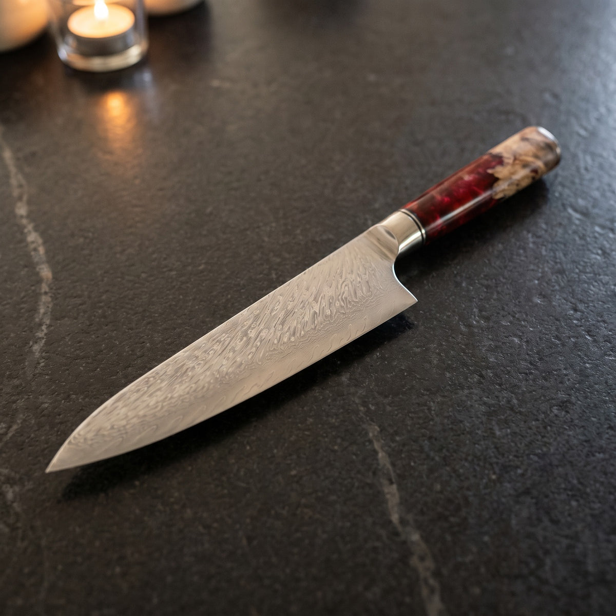Hatori Kurenai 紅 Series – Damascus Santoku 17.6 cm, on the counter