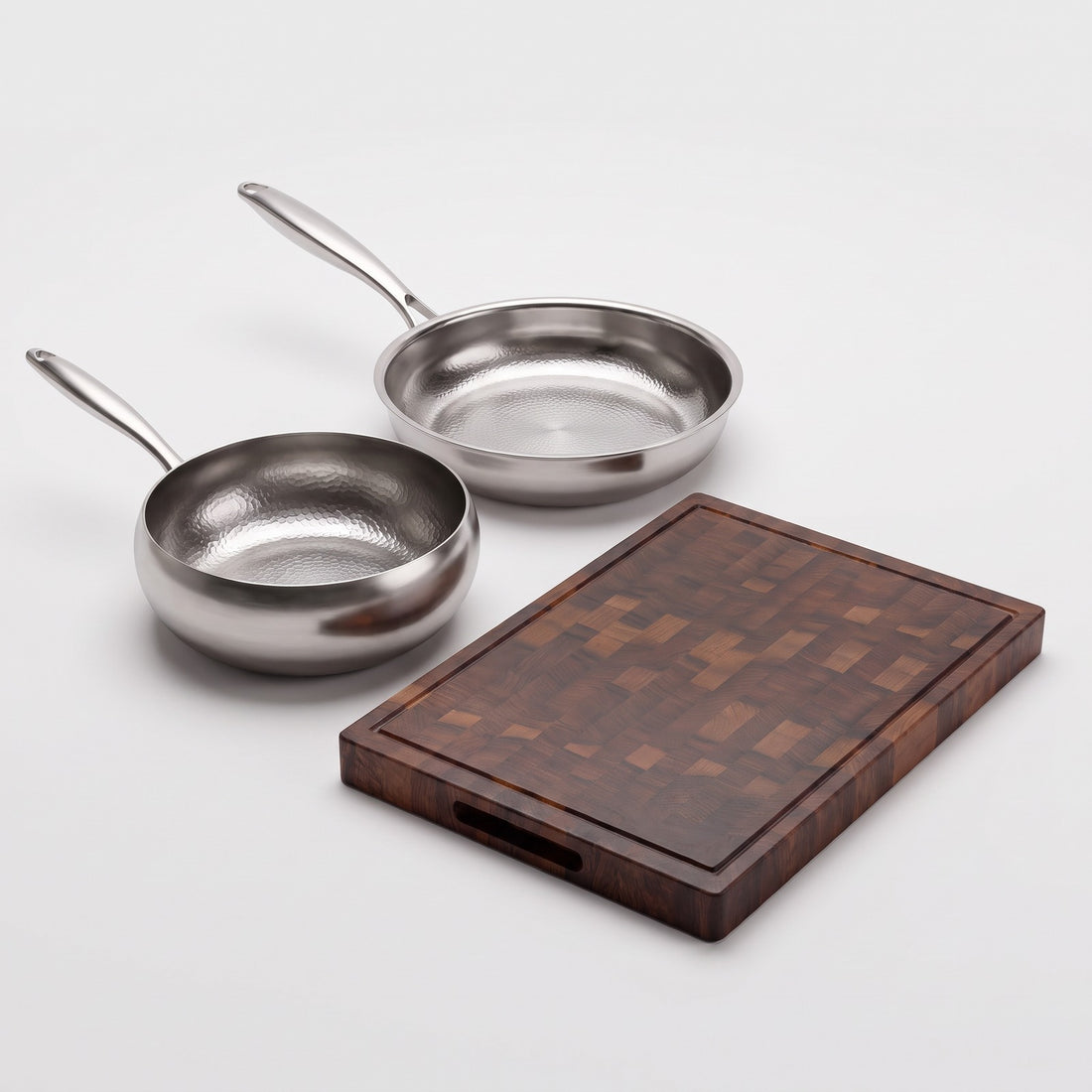 Hatori Kōmyō 光明 Series – Pan and Sauté Set with Walnut Board and Utensils, on light grey