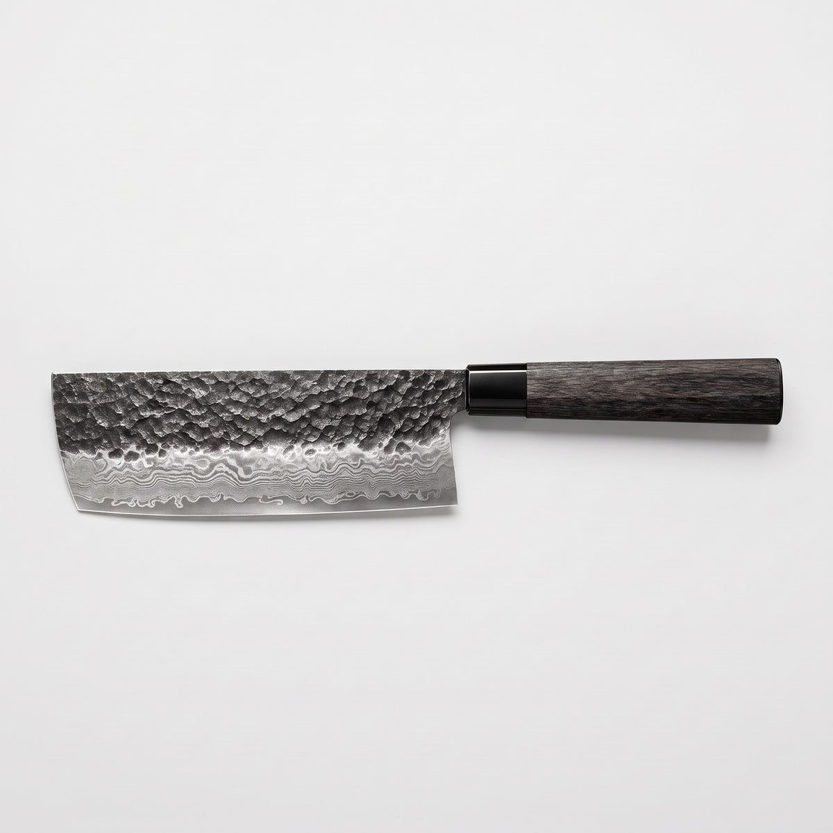 Hatori Tsuchime 槌目 Series – Hammered Vegetable Knife 18 cm, on light grey