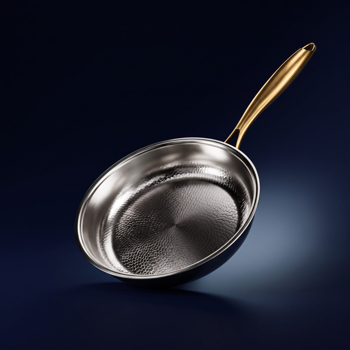 Hatori Kōmyō 光明 Kin 金 Edition – Hammered Titanium Pan