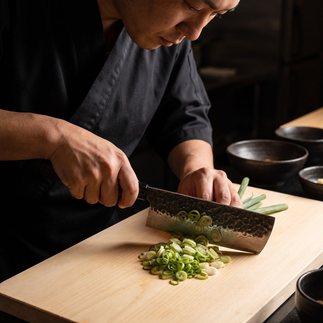 Hatori Tsuchime 槌目 Series – Hammered Vegetable Knife 18 cm, in use