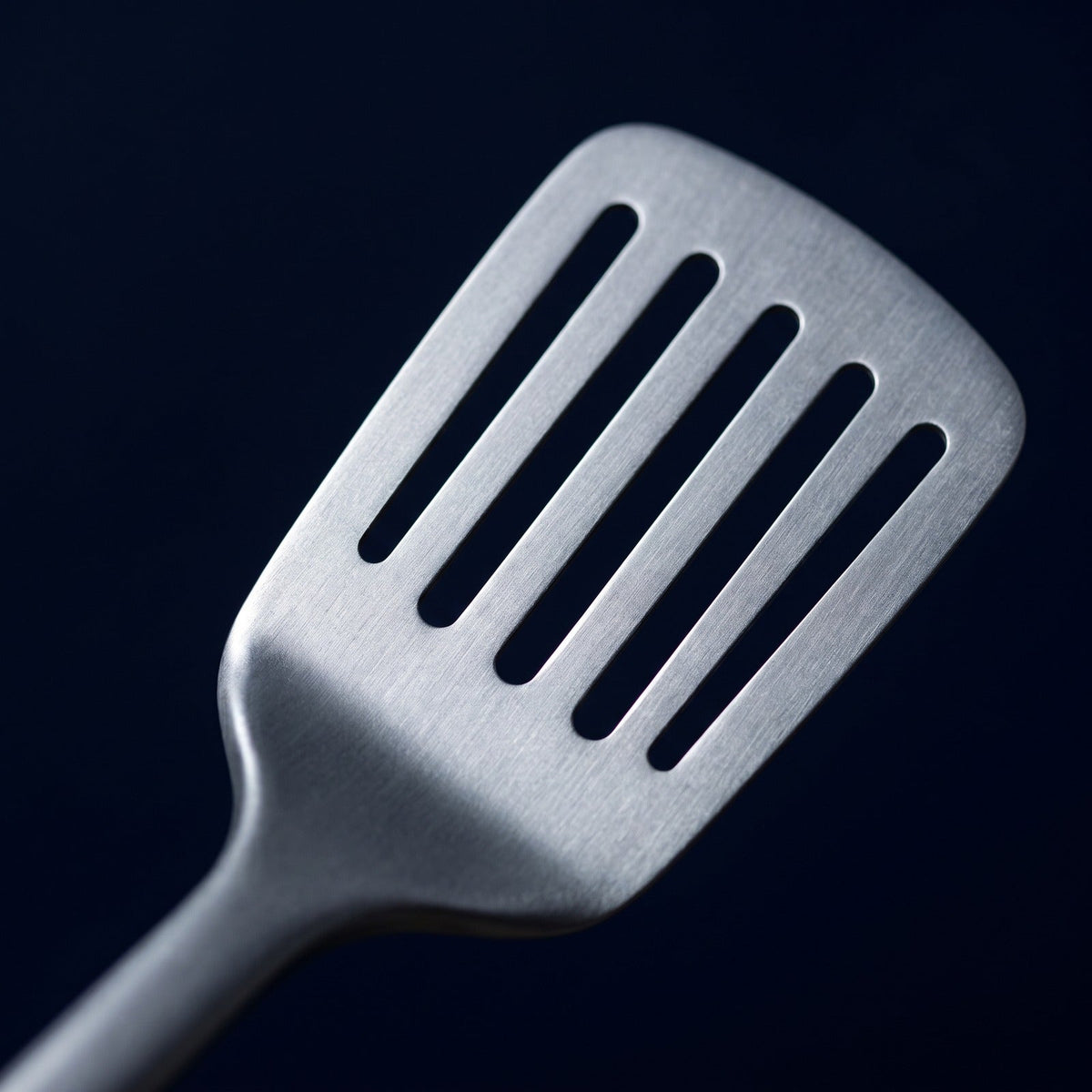 Hatori Junsui 純粋 Series – Titanium Utensils, close-up