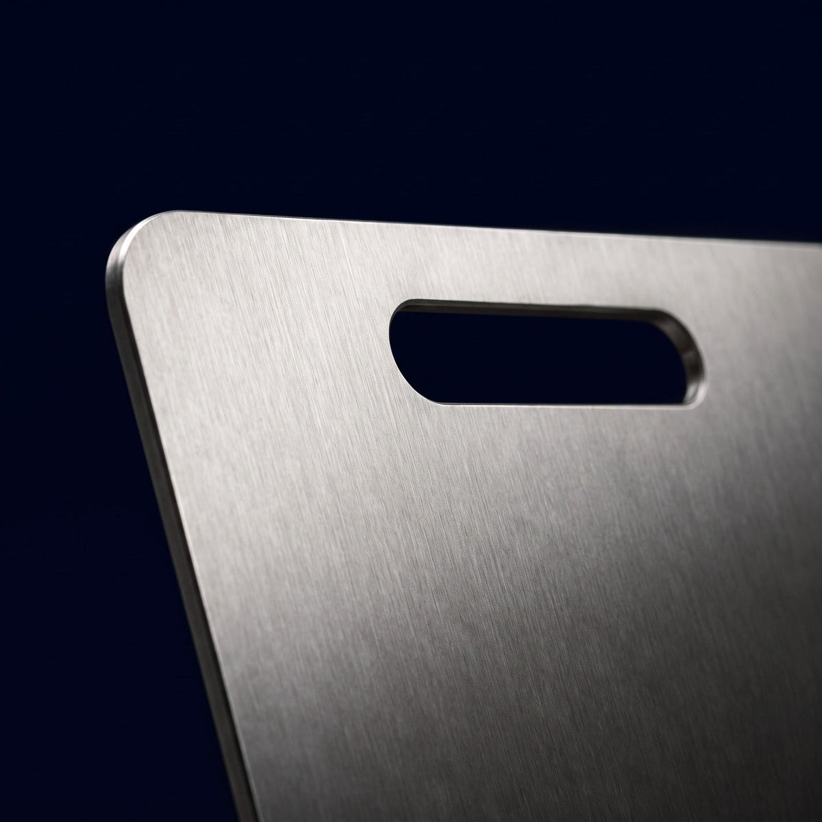 Hatori Kinzoku 錦属 Series – Titanium Cutting Board, close-up