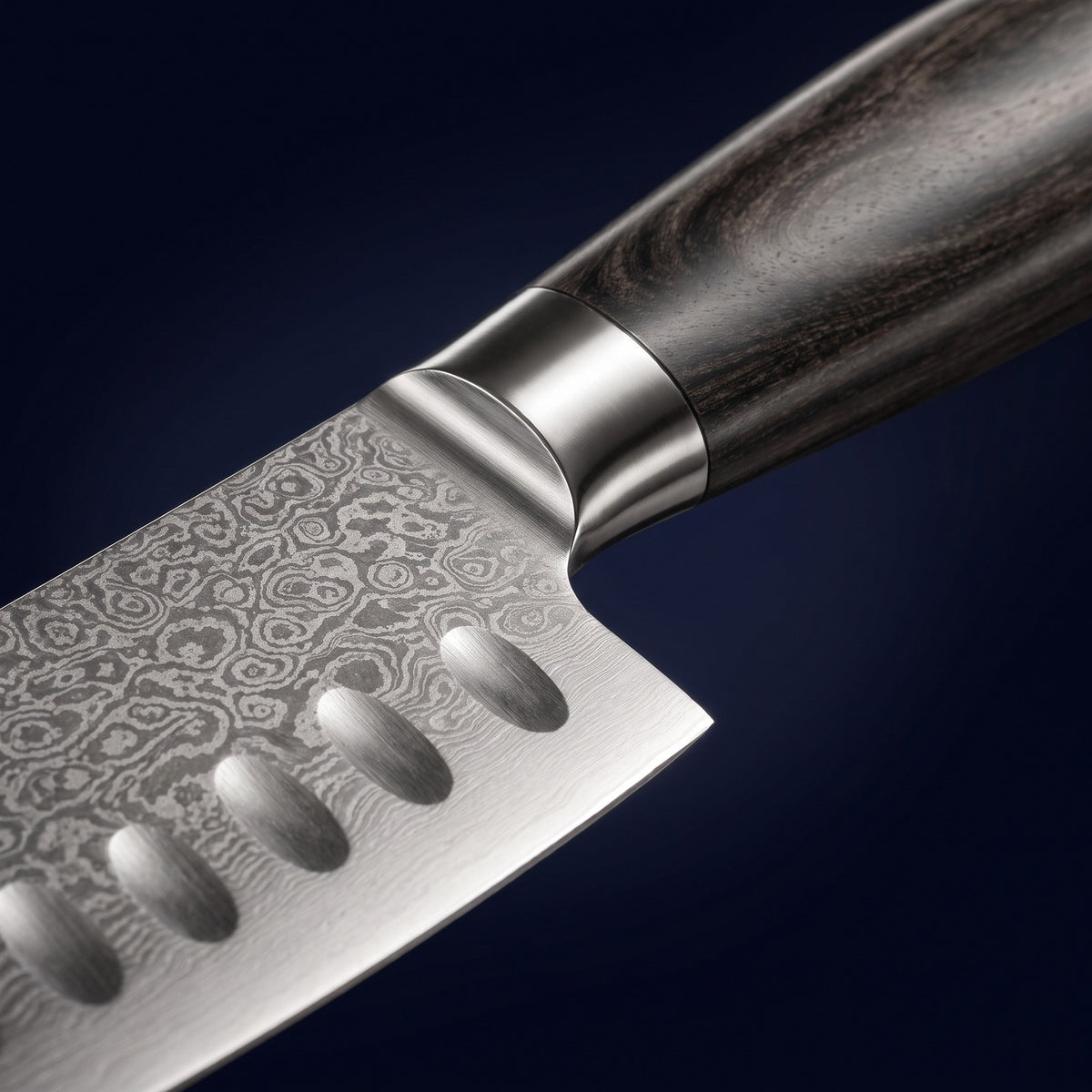 Hatori Mori 森 Series – Santoku 18 cm, Hollow Edge, close-up of the bolster