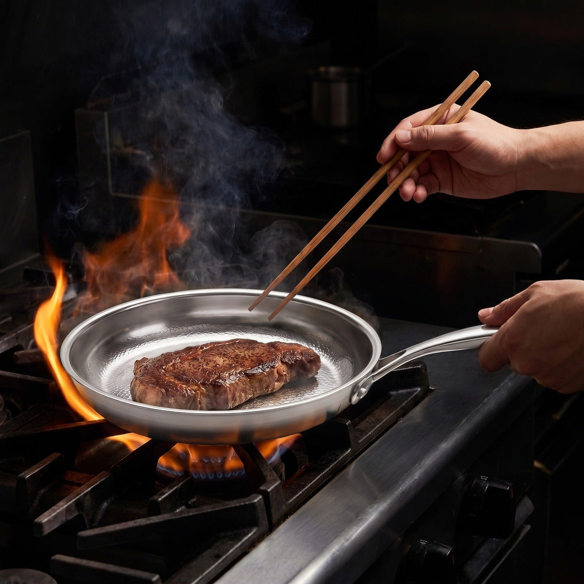 Hatori Kōmyō 光明 Series – Hammered Titanium Pan, in use on the stove