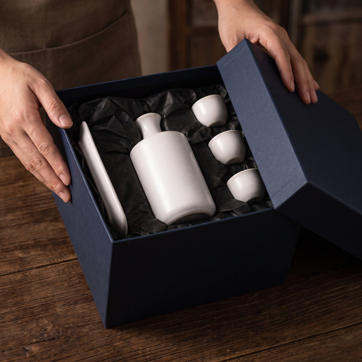 Hatori Tokkuri 徳利 Series – Ceramic Sake Set with Warmer, gift box