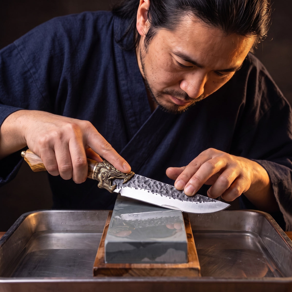 Hatori Ryūjin 龍神 Series – Dragon Boning Knife 17 cm, on the whetstone
