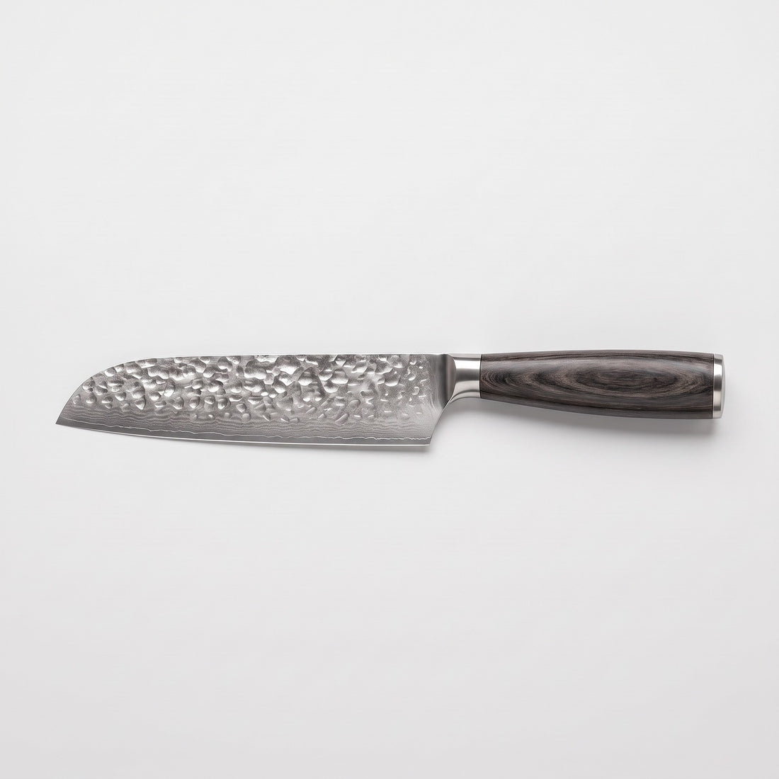 Hatori Mori 森 Series – Hammered Utility Knife 13 cm, on light grey